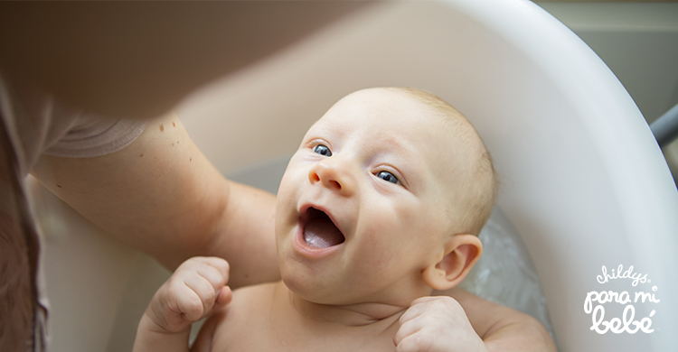 16 Tips para el primer baño de tu recién nacido - Childy's Para mi bebé