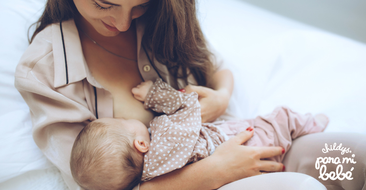 Técnicas de amamantamiento: Conéctate con tu bebé - Semi-recostada - Childy's Para mi bebé